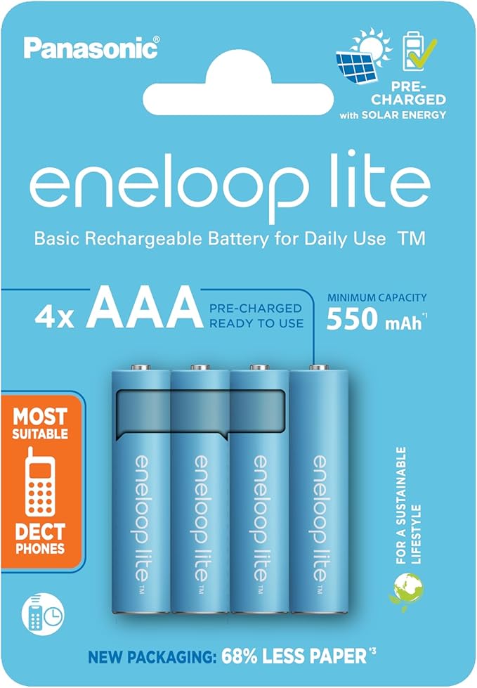 Panasonic eneloop lite AAA Micro Akku 4er-Pack, 550 mAh, 3000x wiederaufladbar, Ready-to-Use, plastikfreie Verpackung – 4LCCE
